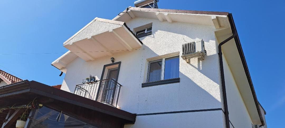 Casa Alba Hotel Năvodari Екстериор снимка