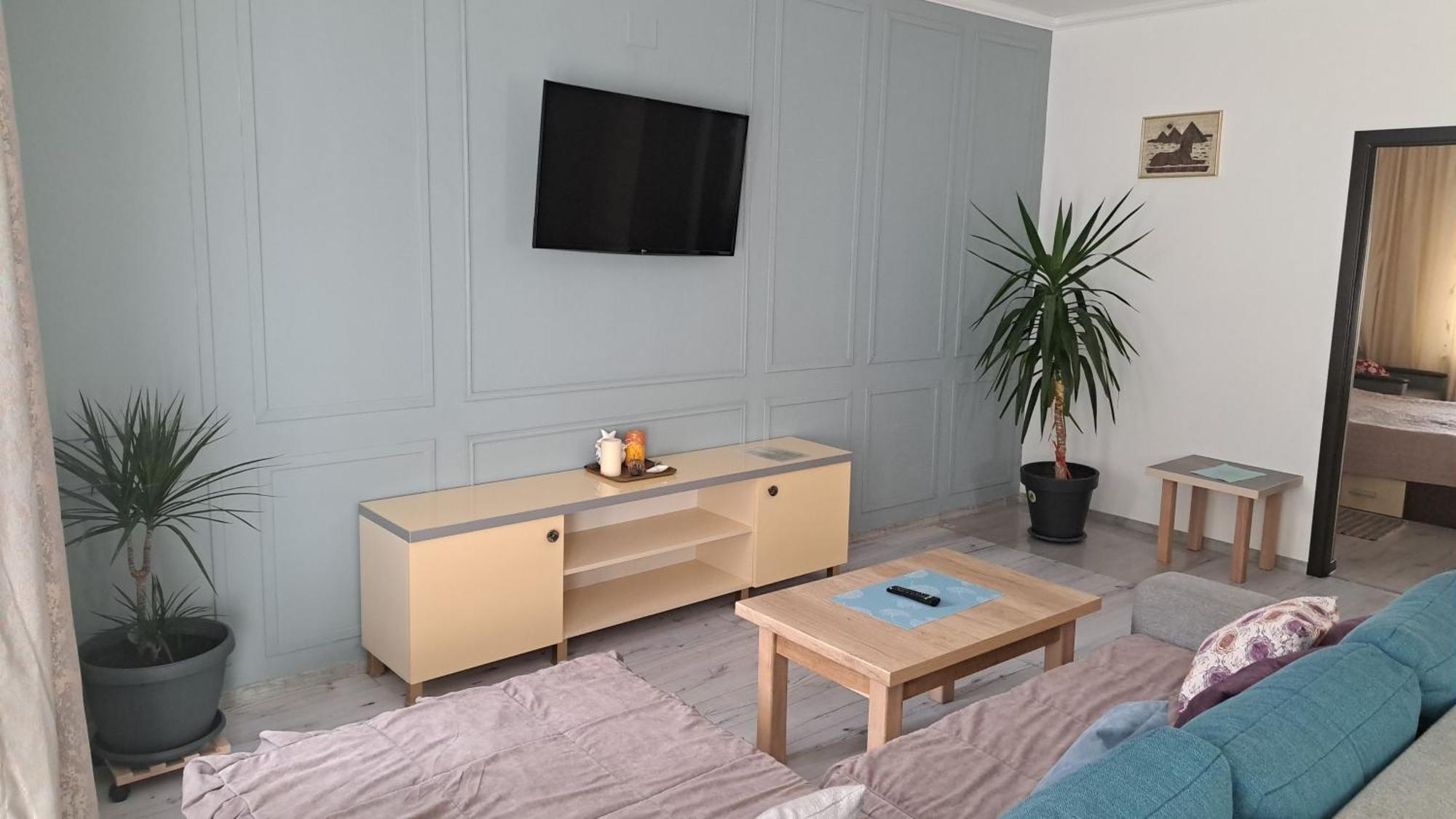Casa Alba Hotel Năvodari Екстериор снимка